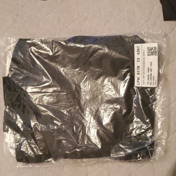 Savage X Fenty Women's Mesh Lace up Bum Brazilian sz small colour cavier/ black - Picture 5 of 6